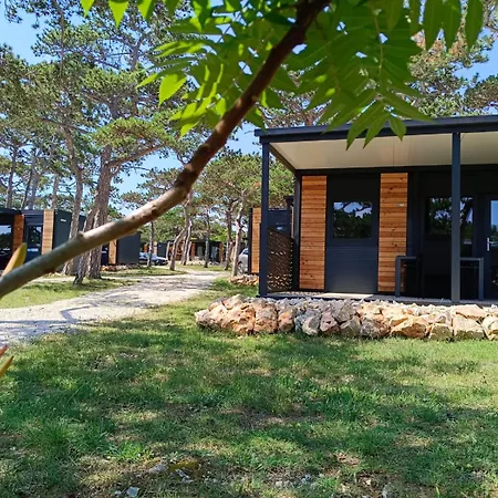 Camping Planik Prázdninový areál 3*