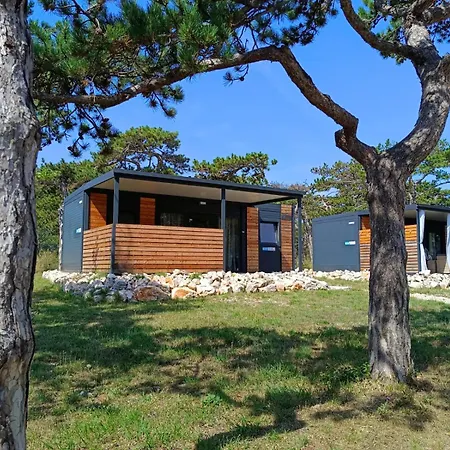 Village de vacances Camping Planik 3*