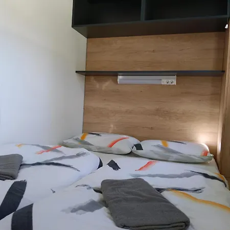 Camping Planik 3* Ražanac