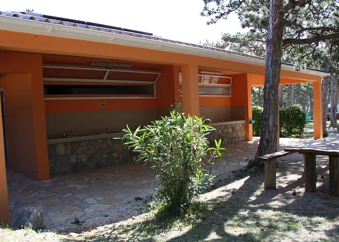 Camping Planik 3* Ražanac