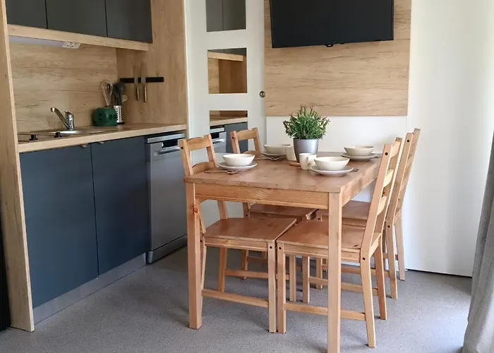 منتزه العطل Camping Planik 3*