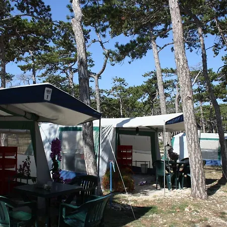 Camping Planik Prázdninový areál 3*