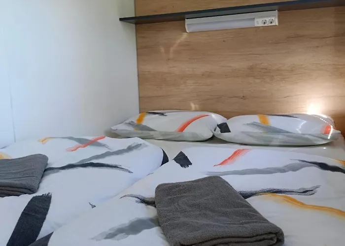 Camping Planik 3* Ražanac