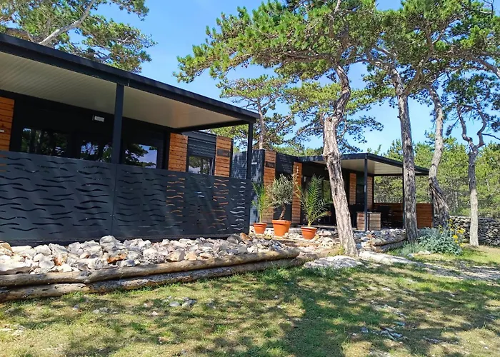 Camping Planik Üdülőpark Ražanac