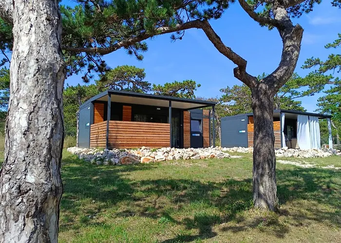 Üdülőpark Camping Planik 3*